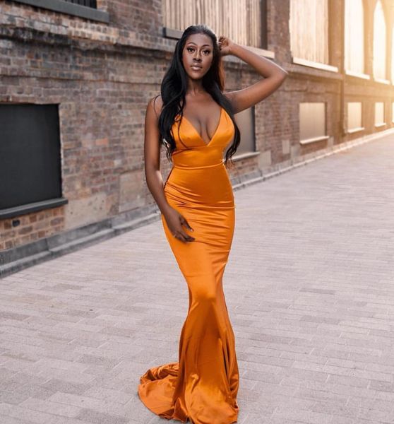 women's mermaid long orange v-neck prom dresses sweep train robe de soiree floor length sleeveless evening gowns in stock, Black;red
women's mermaid long orange v-neck prom dresses sweep train robe de soiree floor length sleeveless evening gowns in stock, Black;red