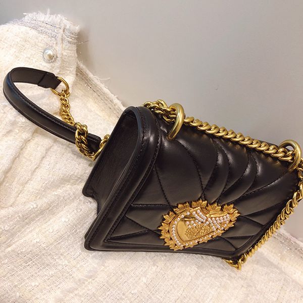 ladies metal love heart pattern chain shoulder crossbody bags women leather handbags clutch evening bags d01
ladies metal love heart pattern chain shoulder crossbody bags women leather handbags clutch evening bags d01