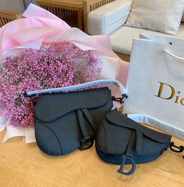 luxury leather chain crossbody shoulder bag and womens handbag messenger leather chain clutch quality guarantee - 2499
luxury leather chain crossbody shoulder bag and womens handbag messenger leather chain clutch quality guarantee - 2499