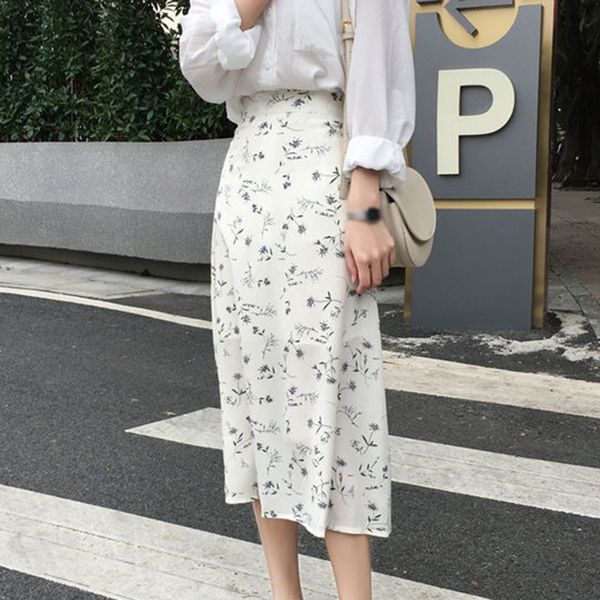 skirts retro floral print women's chiffon skirt casual high waist plus size summer fashionable clothing, Black
skirts retro floral print women's chiffon skirt casual high waist plus size summer fashionable clothing, Black