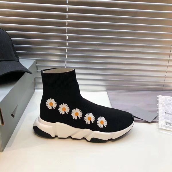 new luxury casual shoes women low canvas thick bottom sneaker black white woman sneakers 0602
new luxury casual shoes women low canvas thick bottom sneaker black white woman sneakers 0602
