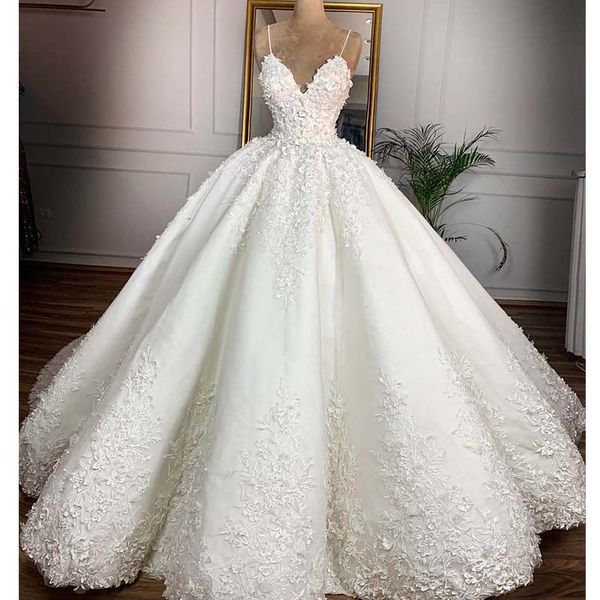 vintage lace floral ball gowns wedding dresses 2020 spaghetti straps 3d flower ruched bridal v-neck lace up plus size bride dresses, White
vintage lace floral ball gowns wedding dresses 2020 spaghetti straps 3d flower ruched bridal v-neck lace up plus size bride dresses, White