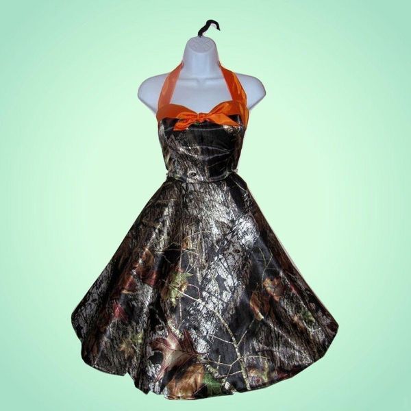halter camo a-line bridesmaid dresses 2019 camouflage custom lace up back short knee length vestidos de bridesmaid party gowns honor of maid, White;pink
halter camo a-line bridesmaid dresses 2019 camouflage custom lace up back short knee length vestidos de bridesmaid party gowns honor of maid, White;pink