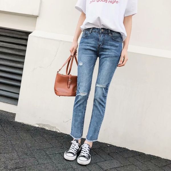 s23438 new style korean-style with holes jeans women's slimming high-waisted three with holes versatile capri pants chic pants f, Blue
s23438 new style korean-style with holes jeans women's slimming high-waisted three with holes versatile capri pants chic pants f, Blue
