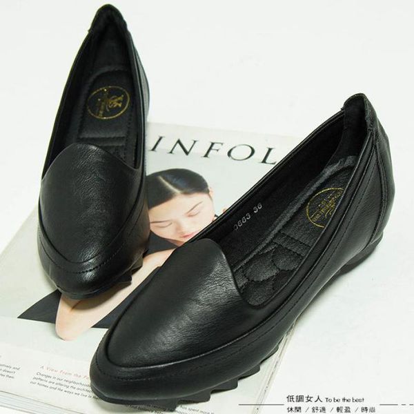 casual loafers women's flat shoes slip on height increase flats pointed toe shallow single leather shoes moccasins zapatos mujer, Black
casual loafers women's flat shoes slip on height increase flats pointed toe shallow single leather shoes moccasins zapatos mujer, Black