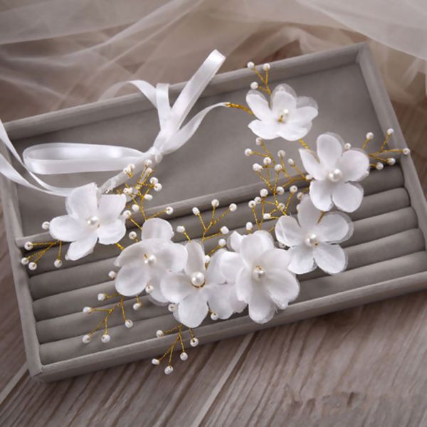 floral headbands for women handmade hair jewelry lace yarn pearl flower garland crown hairband bridal wedding hair accessories, Golden;white
floral headbands for women handmade hair jewelry lace yarn pearl flower garland crown hairband bridal wedding hair accessories, Golden;white