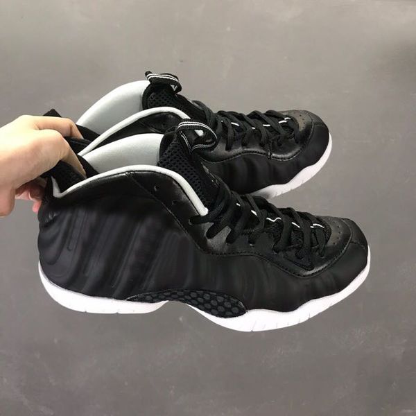2019 foam one black obsidian dr. doom wmns invisible man basketball shoes penny hardaway mens designer sneakers foams des chaussures size 13
2019 foam one black obsidian dr. doom wmns invisible man basketball shoes penny hardaway mens designer sneakers foams des chaussures size 13