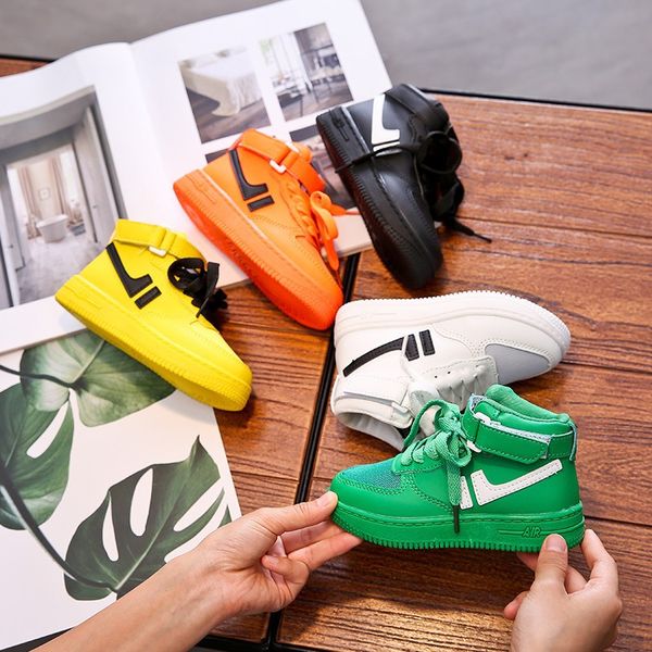 children's sports shoes spring autumn new fluorescent color casual shoes boys and girls five-color high help student sneakers, Black;red
children's sports shoes spring autumn new fluorescent color casual shoes boys and girls five-color high help student sneakers, Black;red