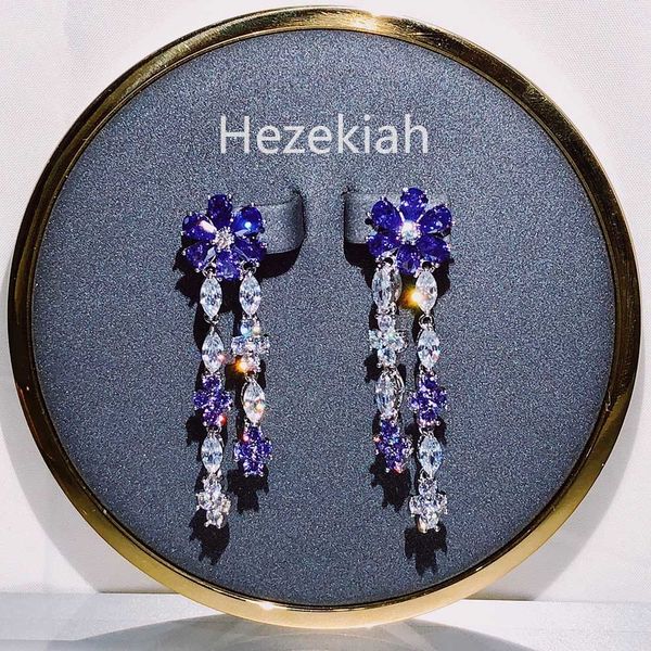 hezekiah 925 tremella needle flower earrings tassels eardrop temperament lady dance party high-end quality luxury fashion earrings, Golden
hezekiah 925 tremella needle flower earrings tassels eardrop temperament lady dance party high-end quality luxury fashion earrings, Golden