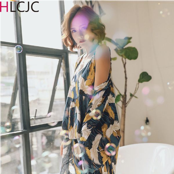 3 pieces satin cotton thin pajama set print nightwear pijama home suit women lingerie pyjama kimono red-crowned crane robe, Black;red
3 pieces satin cotton thin pajama set print nightwear pijama home suit women lingerie pyjama kimono red-crowned crane robe, Black;red