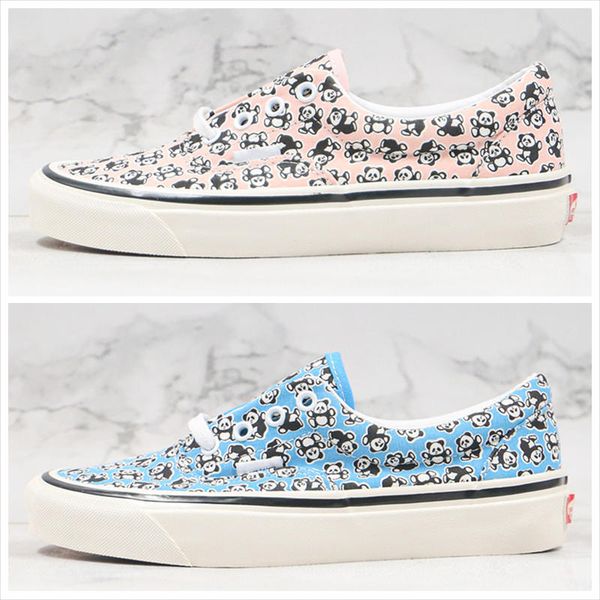 2020 new canvas shoes bear classic black and white low-sky blue pink style 95 men and women casual board shoes, White;red
2020 new canvas shoes bear classic black and white low-sky blue pink style 95 men and women casual board shoes, White;red