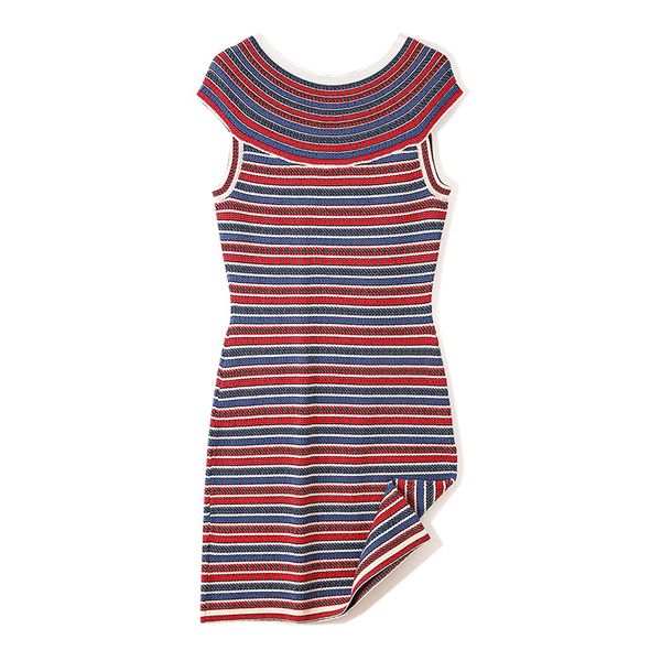 autumn 2019 new european and american women's wear sleeveless stripe printed fashion knitting bright silk dress, Black;gray
autumn 2019 new european and american women's wear sleeveless stripe printed fashion knitting bright silk dress, Black;gray