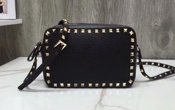 dhl 5a 0809 18cm small studs grainy calfskin leather crossbody shoulder camera bag,come with dust bag+box
dhl 5a 0809 18cm small studs grainy calfskin leather crossbody shoulder camera bag,come with dust bag+box