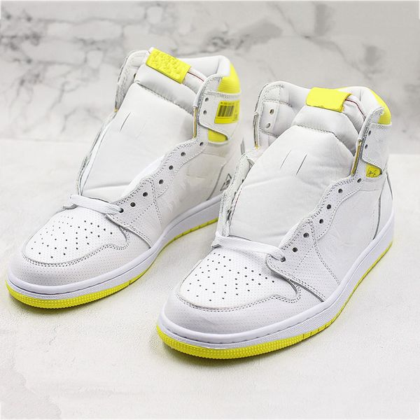 2019 New Mens Womens 1S Basketball Shoes 1s Flight white yellow Sports Outdoors Trainers Designer Gym Sneakers Athletic Shoes
2019 New Mens Womens 1S Basketball Shoes 1s Flight white yellow Sports Outdoors Trainers Designer Gym Sneakers Athletic Shoes