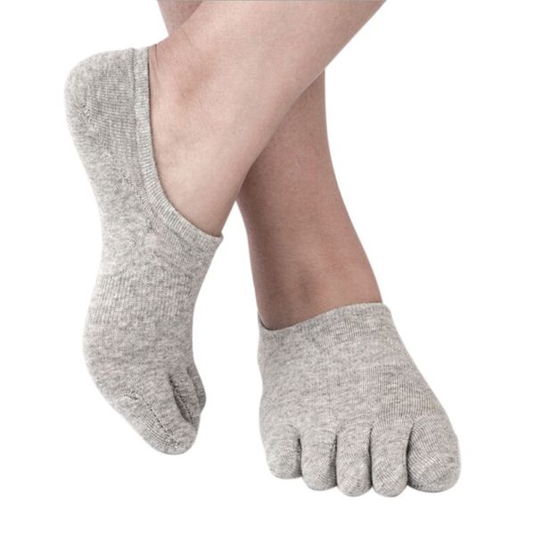 sport socks stealth five fingers socks male cotton spring and summer solid color sweat sweat deodorant toe new hot, Black 
sport socks stealth five fingers socks male cotton spring and summer solid color sweat sweat deodorant toe new hot, Black