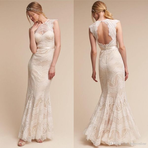 2021 new lace wedding dresses sheer cap sleeve keyhole backlses floor length bridal gowns for summer garden weddings vestidos de novia, White
2021 new lace wedding dresses sheer cap sleeve keyhole backlses floor length bridal gowns for summer garden weddings vestidos de novia, White