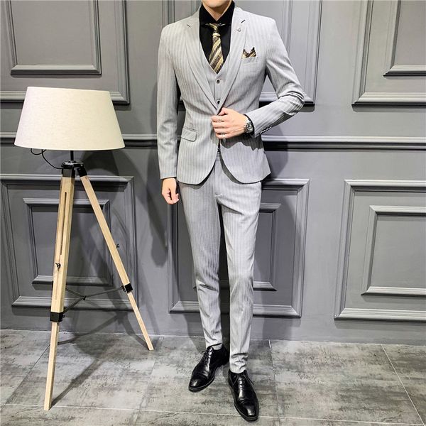 2020 the new men's stripe leisure suit small three-piece suit young men's clothing of cultivate wedding dress, White;black
2020 the new men's stripe leisure suit small three-piece suit young men's clothing of cultivate wedding dress, White;black