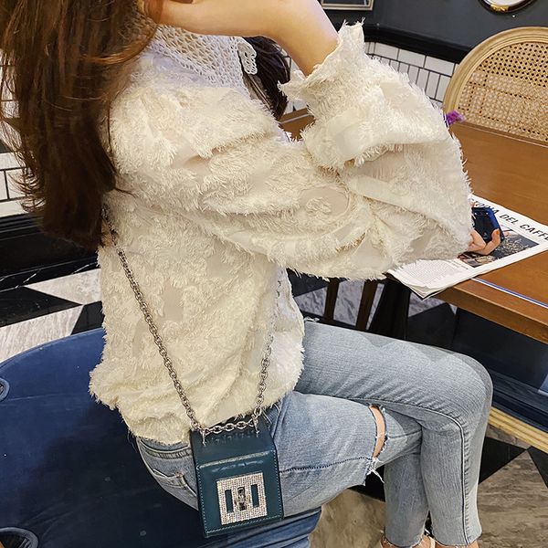 mishow 2020 spring chiffon blouses women solid embroidery puff sleeve fashion elegant shirts female mx20a4115, White
mishow 2020 spring chiffon blouses women solid embroidery puff sleeve fashion elegant shirts female mx20a4115, White