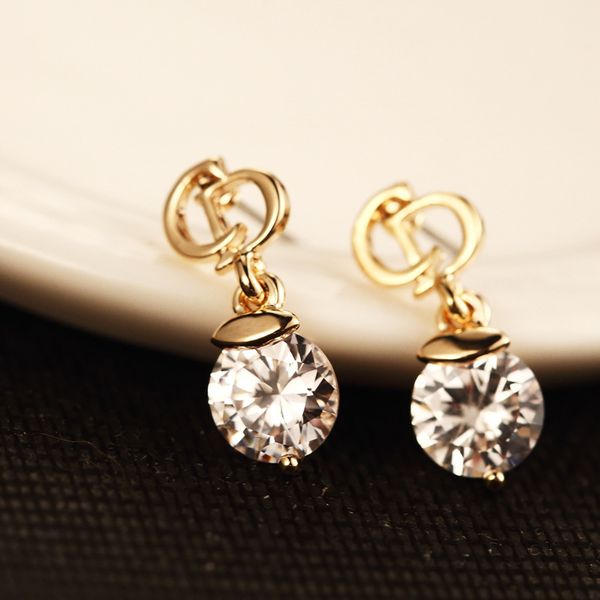 fashion luxury designer simple letter diamond zircon 18k gold stud earrings for woman silver pin
fashion luxury designer simple letter diamond zircon 18k gold stud earrings for woman silver pin