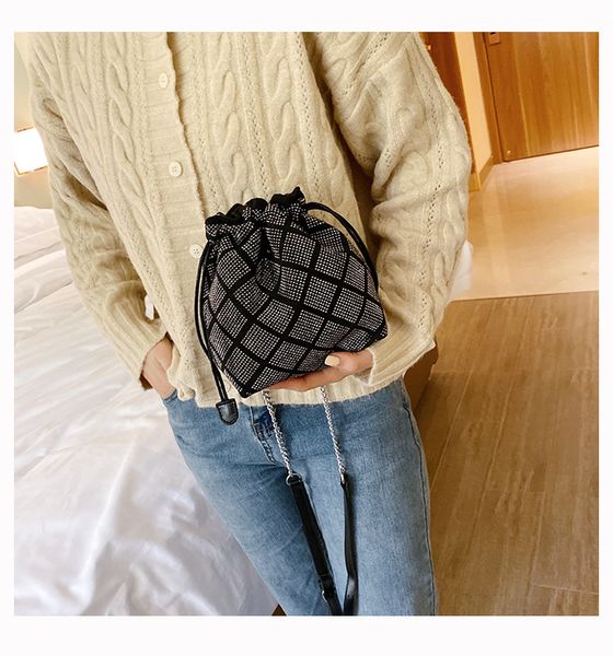 2019 patchwork diamond bucket shoulder bags string cross body bags for girls plaid casual handbags drop shipping mn1614
2019 patchwork diamond bucket shoulder bags string cross body bags for girls plaid casual handbags drop shipping mn1614