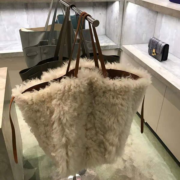 furry bag 2020 new belt decoration women bag fashion handbags ladies shoulder bags ladies messenger bags tote for women
furry bag 2020 new belt decoration women bag fashion handbags ladies shoulder bags ladies messenger bags tote for women