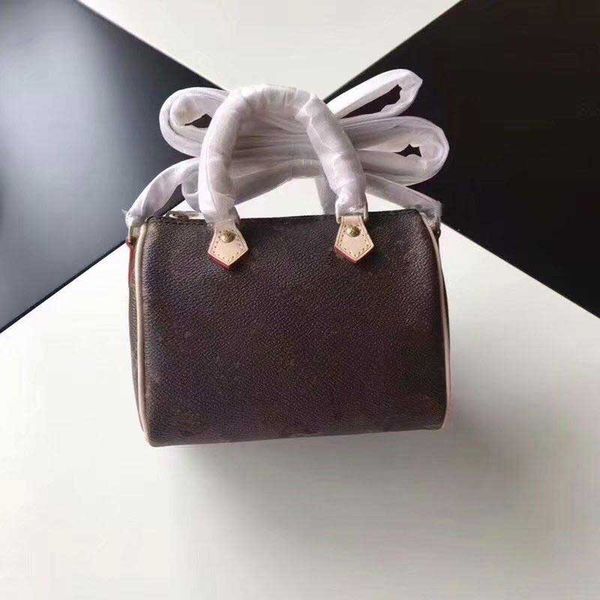 designer luxury handbags purses nano speedy designer handbags shoulder bags size 16*11*9.5 cm model m61252
designer luxury handbags purses nano speedy designer handbags shoulder bags size 16*11*9.5 cm model m61252