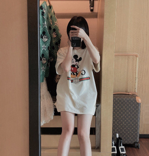 2020 spring luxury brandshirts женщины футболку designershirt мода повседневная весна-лето тройники luxury девушки футболку бесплатная доста, White
2020 spring luxury brandshirts женщины футболку designershirt мода повседневная весна-лето тройники luxury девушки футболку бесплатная доста, White