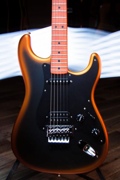 Electric guitar cu tom hop me terbuilt limited edition one off namm di play ma terbuilt ja on mith no olar eclip e electric guitar
Electric guitar cu tom hop me terbuilt limited edition one off namm di play ma terbuilt ja on mith no olar eclip e electric guitar