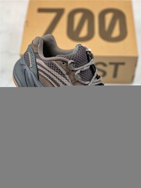 wave runner 700 v2 geode static inertia og solid grey mauve mens kanye west running fashion shoes women fashion sports sneakers
wave runner 700 v2 geode static inertia og solid grey mauve mens kanye west running fashion shoes women fashion sports sneakers