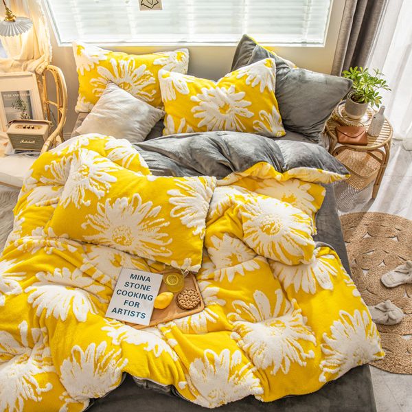 yarn-dyed jacquard bedding set 3/4pcs autumn winter fleece duvet cover sheet pillowcase flannel bedding quilt cover warm thick
yarn-dyed jacquard bedding set 3/4pcs autumn winter fleece duvet cover sheet pillowcase flannel bedding quilt cover warm thick