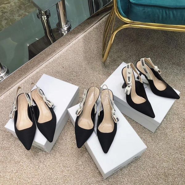 2019 pring and ummer erie me h bow ladie high heel flat andal medu a de igner fa hion cla ic ladie breathable comfortable andal
2019 pring and ummer erie me h bow ladie high heel flat andal medu a de igner fa hion cla ic ladie breathable comfortable andal