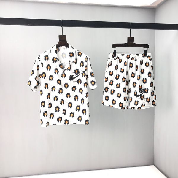 2020nx mens конструктора рубашки summer tops повседневные футболки для мужчин женщины с коротким рукавом рубашки марка одежды письмо с печат, White;black
2020nx mens конструктора рубашки summer tops повседневные футболки для мужчин женщины с коротким рукавом рубашки марка одежды письмо с печат, White;black