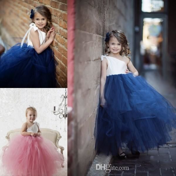 lovely one shoulder princess little girls birthday party gowns white long floor tulle flower girl dress for wedding, White;blue
lovely one shoulder princess little girls birthday party gowns white long floor tulle flower girl dress for wedding, White;blue
