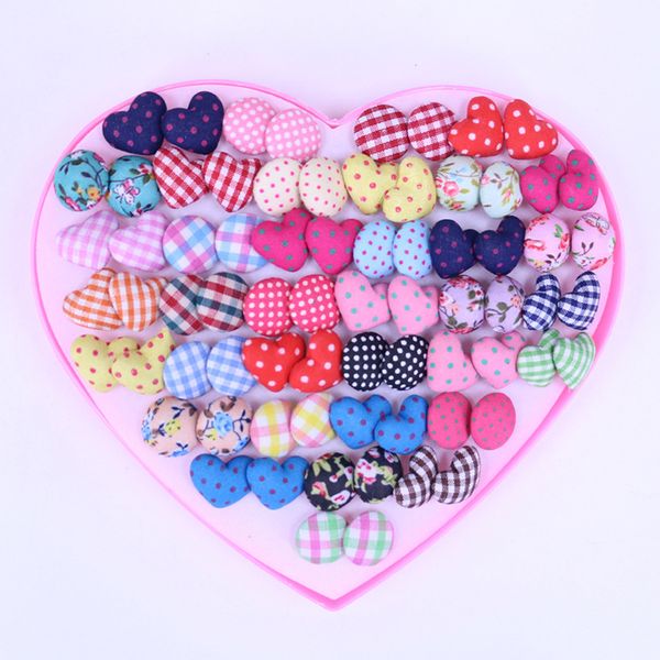 36 pairs/set cute printing stud earring set for women handwork heart round shape small earring mix set heart gift box design, Golden;silver
36 pairs/set cute printing stud earring set for women handwork heart round shape small earring mix set heart gift box design, Golden;silver