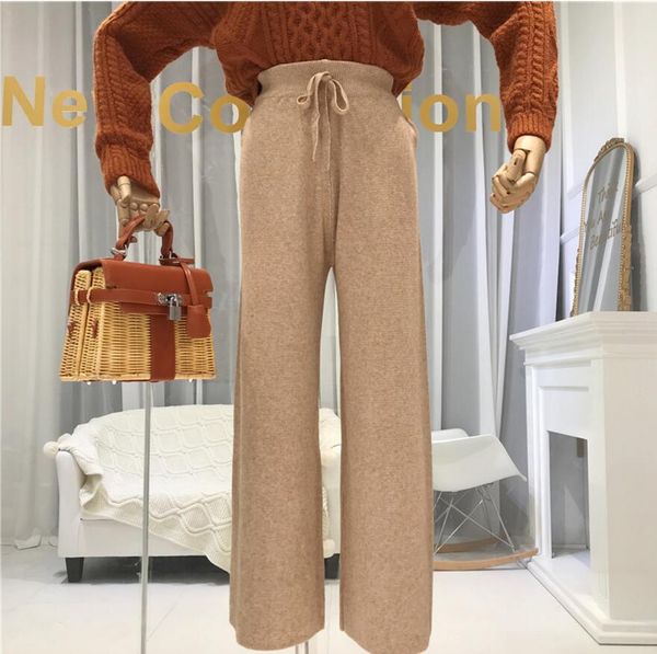 2019 new autumn and winter high waist loose wide leg pants pure color women's wool knitted straight trousers casual long pants, Black;white
2019 new autumn and winter high waist loose wide leg pants pure color women's wool knitted straight trousers casual long pants, Black;white