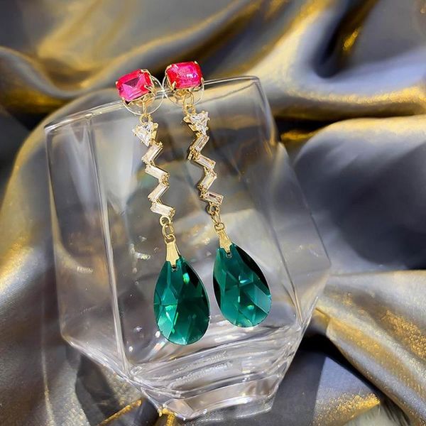 drop-shaped crystal earrings with antique geometric zircon pendant earrings for women wedding and party gift, Silver
drop-shaped crystal earrings with antique geometric zircon pendant earrings for women wedding and party gift, Silver