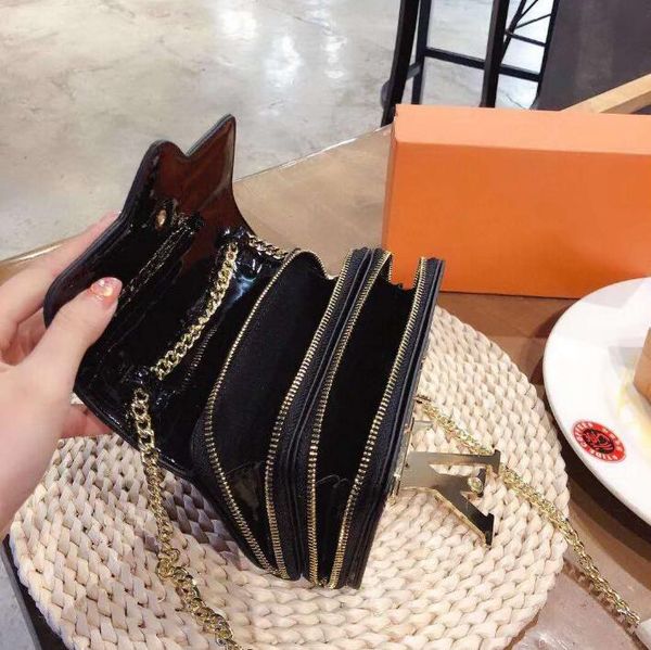 designer women handbag luxury senior shoulder bags new style lady chain crossbody fashion double zipper bag
designer women handbag luxury senior shoulder bags new style lady chain crossbody fashion double zipper bag