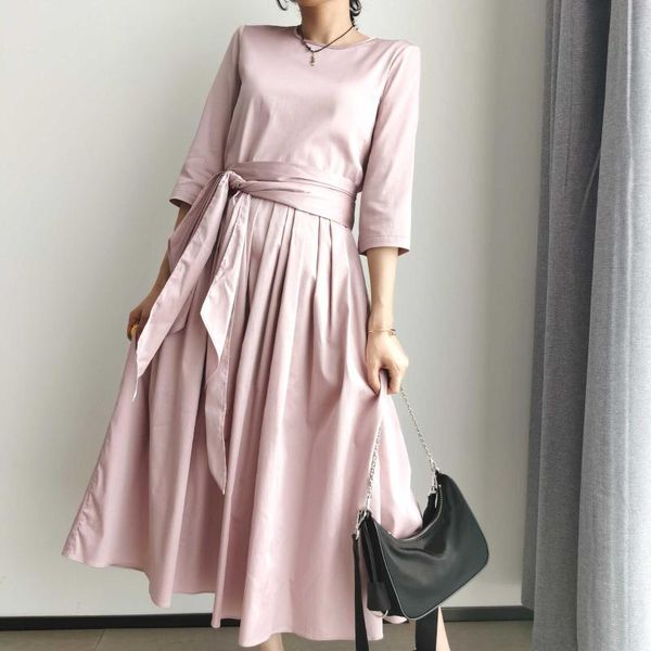 women dress 2020 spring and summer new dress solid color half sleeve round neck with belt, Black;gray
women dress 2020 spring and summer new dress solid color half sleeve round neck with belt, Black;gray
