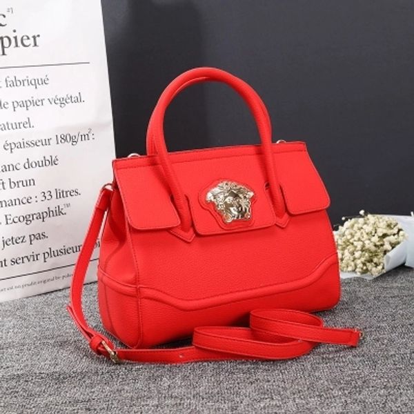 Luxury de igner handbag medu a head handbag famou brand handbag women bag leather chain houlder bag
Luxury de igner handbag medu a head handbag famou brand handbag women bag leather chain houlder bag