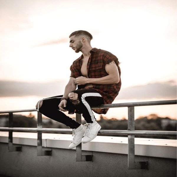 striped knee holes ripped zipper pencil biker jeans hiphop street pantalones mens represen designer jeans black white, Blue
striped knee holes ripped zipper pencil biker jeans hiphop street pantalones mens represen designer jeans black white, Blue