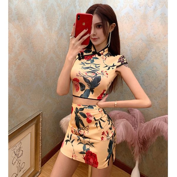 2019 chinese party dress qipao set dress bodycon gothic satin dress cheongsam mandarin collar short sleeve vestidos, Red
2019 chinese party dress qipao set dress bodycon gothic satin dress cheongsam mandarin collar short sleeve vestidos, Red