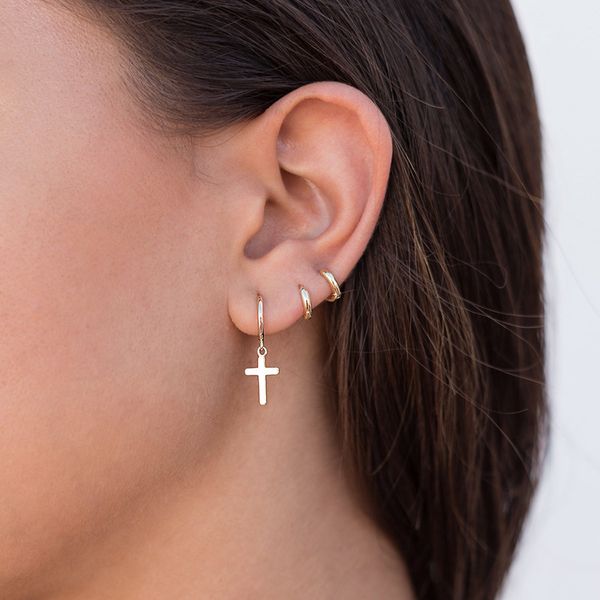 925 sterling silver unpunk earrings pendant cross huggie hoop earlobe piercing tiny drop earring
925 sterling silver unpunk earrings pendant cross huggie hoop earlobe piercing tiny drop earring