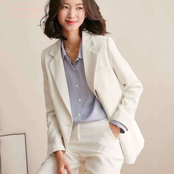 white blazer women 100% polyester solid blazer long sleeve single button work clothing casual women, White;black
white blazer women 100% polyester solid blazer long sleeve single button work clothing casual women, White;black