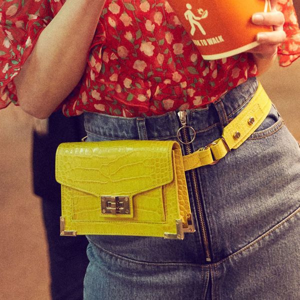 2019 fanny pack high-quality leather waist bag women single shoulder bag fashion waist pack female belt bags chest
2019 fanny pack high-quality leather waist bag women single shoulder bag fashion waist pack female belt bags chest