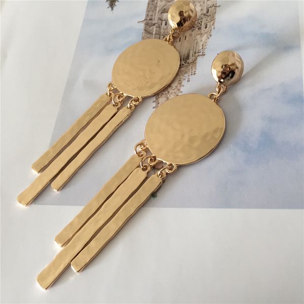 moda ouro cor martelado disco com vara pendurado brincos de gota geométrica para feminino menina simples brincos longos presente, Golden
moda ouro cor martelado disco com vara pendurado brincos de gota geométrica para feminino menina simples brincos longos presente, Golden