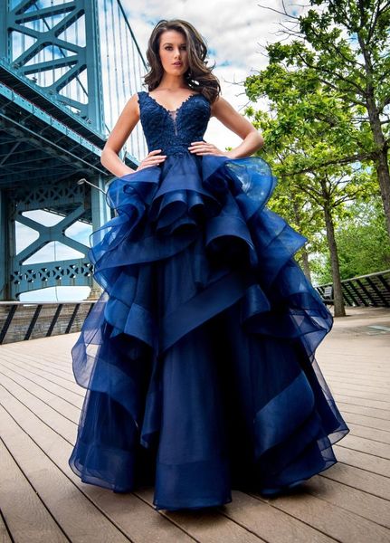 royal blue tulle tiered a-line prom dress v-neck open back evening dresses long formal dress vestido de noche 2017, White;black
royal blue tulle tiered a-line prom dress v-neck open back evening dresses long formal dress vestido de noche 2017, White;black