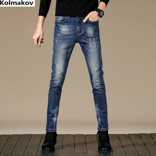2019 autumn new men jeans blue classic fashion designer denim skinny jeans men's casual slim fit trousers
2019 autumn new men jeans blue classic fashion designer denim skinny jeans men's casual slim fit trousers
