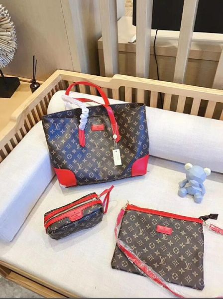2020 three-piece fashion new designers handbag classic selling style real cow high leather tote bag shoulder shopping
2020 three-piece fashion new designers handbag classic selling style real cow high leather tote bag shoulder shopping