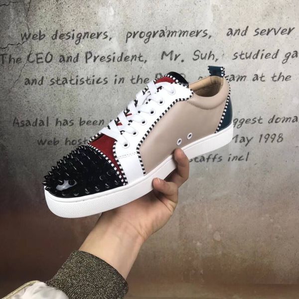2018 new spikes low sneaker red bottom shoes women,men trainers genuine leather junior lace-up spikes red sole luxury part t07, Black
2018 new spikes low sneaker red bottom shoes women,men trainers genuine leather junior lace-up spikes red sole luxury part t07, Black
