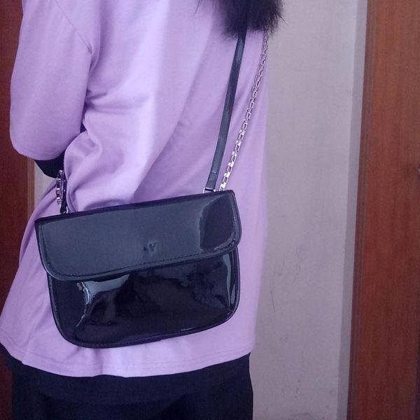 fashion design women shoulder bag black patent leather ladies small chains crossbody bags casual cool girls clutch purse handbag
fashion design women shoulder bag black patent leather ladies small chains crossbody bags casual cool girls clutch purse handbag